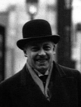 Simon in 1932