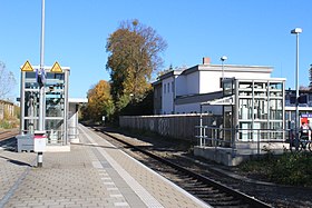 Bahnsteige und Empfangsgebäude (2017)