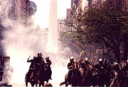 option F2 December 2001 riots in Argentina