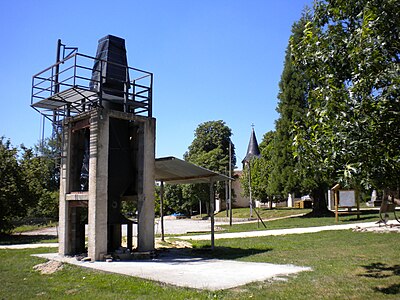 Der experimentelle Hochofen auf dem Dorfplatz