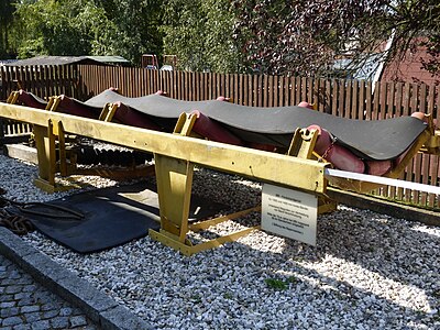 Förderbandgerüst der Bayerischen Braunkohlen Industrie AG vor dem Museum