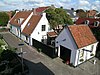 Laag huis met topgevel, 1600