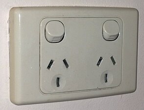 Australasian switched 3-pin (10 A) dual socket outlet, the most commonly found variant