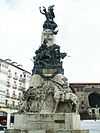 Vitoria Muharebesi anisina yapılmış anıt