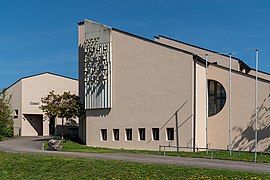 Reformiertes Kirchgemeindehaus mit Glockenspiel