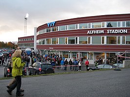 De voorzijde van het Alfheim stadion.