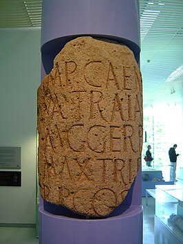 De Mijlpaal van Beek-Ubbergen staat nu tentoongesteld in Museum Het Valkhof in Nijmegen