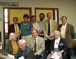 Een aantal Nederlanders naar wie een planetoïde vernoemd is. Staand uiterst rechts Peter Louwman.