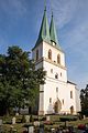 Kirche mit Resten der originalen Ausstattung sowie mit Ausstattung von Friedrich Press (darunter besonders erwähnenswert wegen ihrer künstlerischen Qualität: der Orgelprospekt, der Altar, Figuren der 11 Apostel, Stele des Auferstandenen und kleine Marienfigur mit Kind), elf Grabmale, eine Grabanlage, Denkmale für die Gefallenen des Ersten Weltkrieges und von 1870/71 sowie Einfriedungsmauer