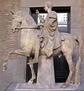 Reiterstatue des Philanthropen Marcus Nonius Balbus