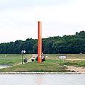 Die Skulptur Rheinorange