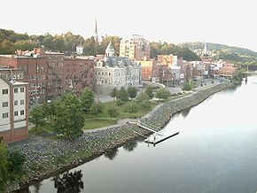 Kennebec River în Augusta, 2006