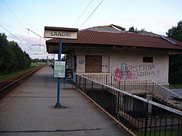 Station Laagri met het stationsgebouw in zijn nadagen