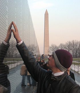 Đài tưởng niệm Chiến tranh Việt Nam Vietnam Veterans Memorial