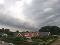 Rolwolk boven Garderen (links)