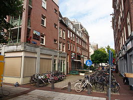 Nicolaas Berchemstraat, gezien vanuit de Albert Cuypstraat (2014)