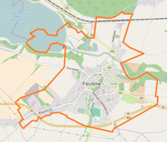 Mapa konturowa Paczkowa, u góry nieco na prawo znajduje się punkt z opisem „Paczków”