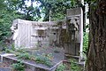 Simpler grave structure (Emil Guttmann), Salgótarjáni Street Jewish Cemetery