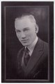 Ο Άρνολντ Μπέκμαν, διδακτορικό 1928, εφευρέτης του πεχάμετρου