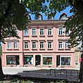 Wohnhaus in geschlossener Bebauung