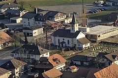 Linden (BE) – Ortskern mit Kirche von Norden, Blick vom Aebersold aus