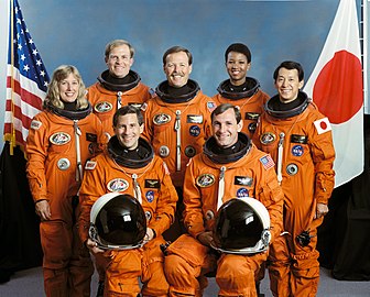 STS-47 Endeavour, crew members with Mamoru Mohri