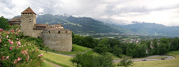 Schloss Vaduz mit dem Rondell aus Sulzischer Zeit