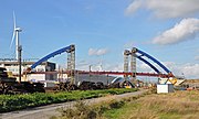 Bouw van een nieuwe brug over de sporen en de toekomstige rangeerbundel, oktober 2013