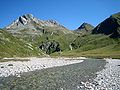 Blick nach Nordost, rechts hinten der Aufstieg zum Pass Diesrut