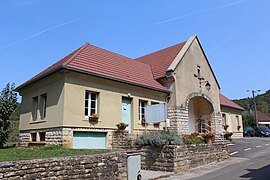 The town hall in Mesnay