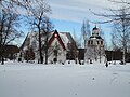 Kirche von Arbrå mit Glockenstapel