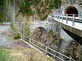 Clasaurertobel-Tunnel mit alter und neuer Brücke