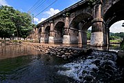 Alte Brücke über den Niulan