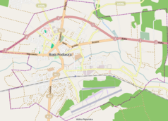 Mapa konturowa Białej Podlaskiej, blisko centrum na lewo u góry znajduje się punkt z opisem „Cmentarz prawosławny w Białej Podlaskiej”