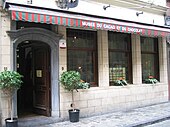 Facade of the De Valck building, the museum's former home