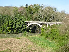 The Saison river in Autevielle