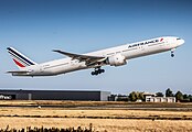 Air France Boeing 777 in the 2009 livery