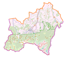 Mapa konturowa powiatu tatrzańskiego, blisko centrum na lewo znajduje się punkt z opisem „Sanktuarium Matki Bożej Fatimskiej w Zakopanem”