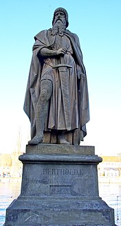 Berthold I. (um 1000–1078), auf der Rheinbrücke Konstanz
