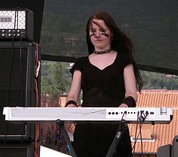 Meiju Enho performing during the Evolution Festival in 2006.