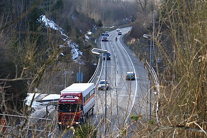 Die Autostrassenbrücke über die Jona beim Aspwald-Tunnel in Jona (SG) (2010)