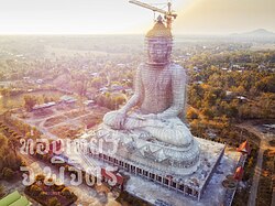 Phra Phuttha Metta, the big Buddha image of Wat Thap Khlo