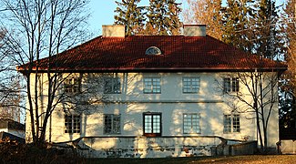 Aluvegen 42, Hamar, i dag Montessori-skole. Foto: Jensens