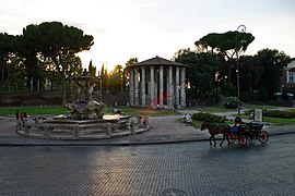 Piazza Bocca della Verità und Tempel des Hercules