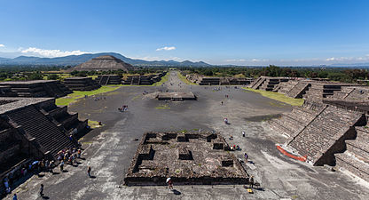 Avenue of the Dead, Teotihuacan, Mexico, 1–600 AD[62]