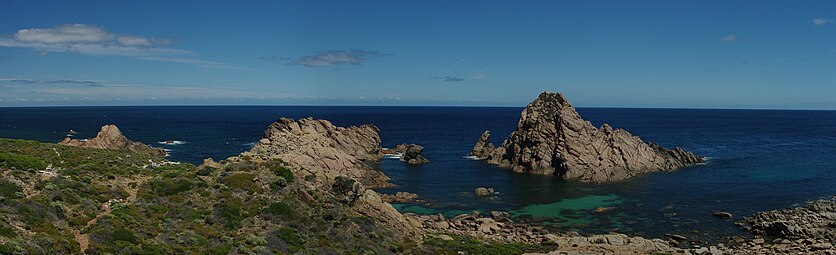 Sugarloaf Rock and coastline