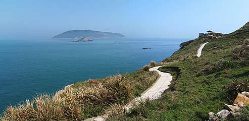 Daqiu Island Walkway (with Gaodeng Island in the distance)