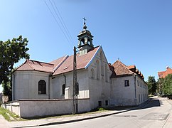 Barocker Klosterbau mit gotischer Giebelwand