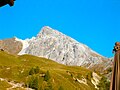 Das Schiahorn im Abendlicht, Ansicht vom Heimeli im Sapün. Gut sichtbar der geologische Aufbau aus Hauptdolomit