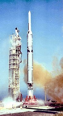 Tên lửa Titan 23B phóng vệ tinh trinh sát KH-8 lên vũ trụ